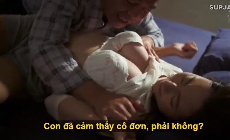 Thấy con trai mãi mê công việc để vợ sắp cưới của con trai cô đơn, bố chồng yêu làm liều đè nện con dâu